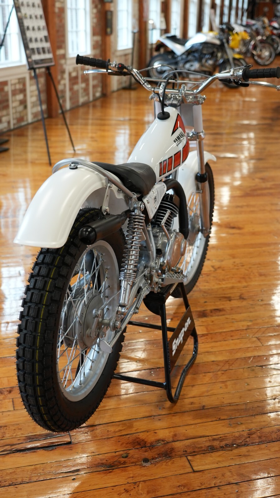 Yamaha-TY175-1976-3