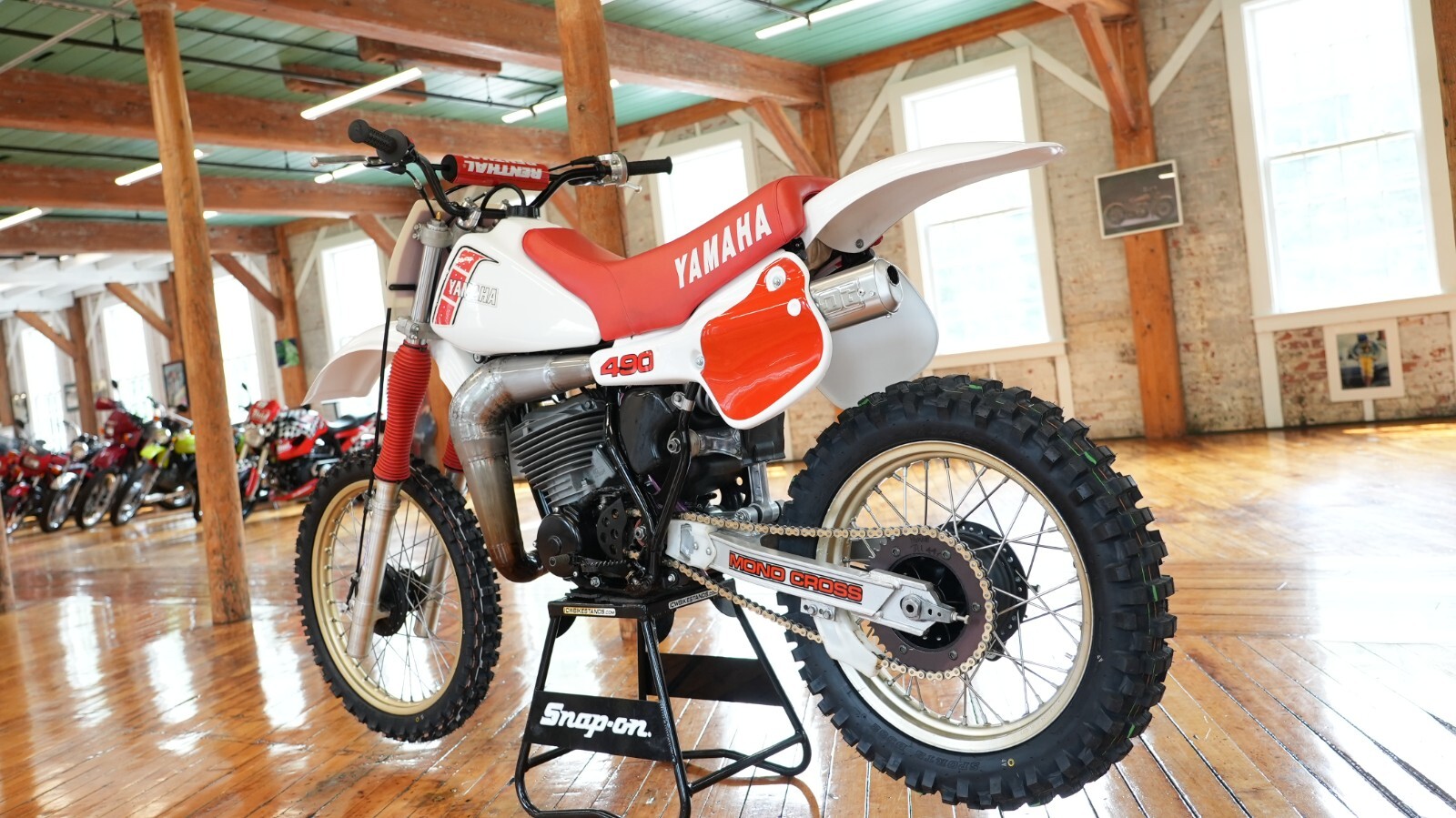 Yamaha-YZ-1982-2