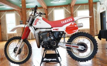 Yamaha-YZ-1982-3