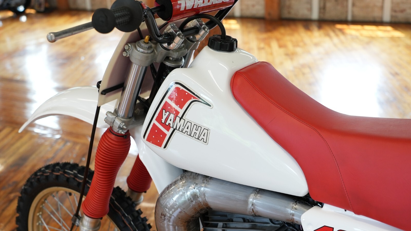 Yamaha-YZ-1982-9