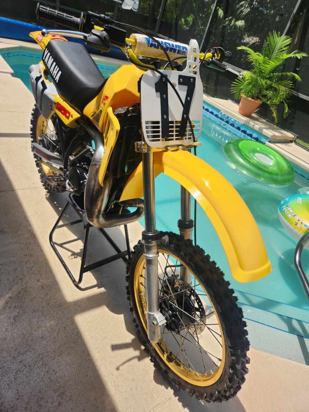 Yamaha-YZ-1984-1