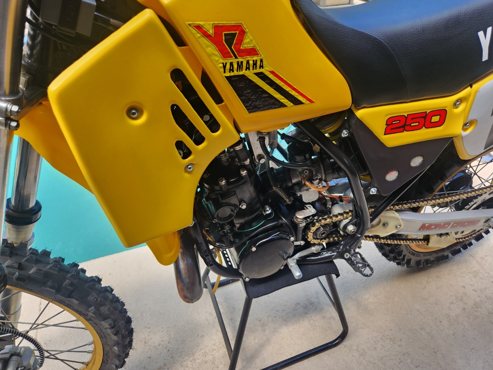 Yamaha-YZ-1984-10