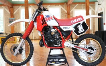 Yamaha-YZ-1985-11