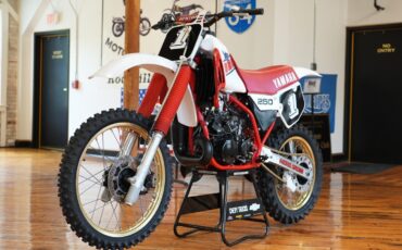 Yamaha-YZ-1985-12