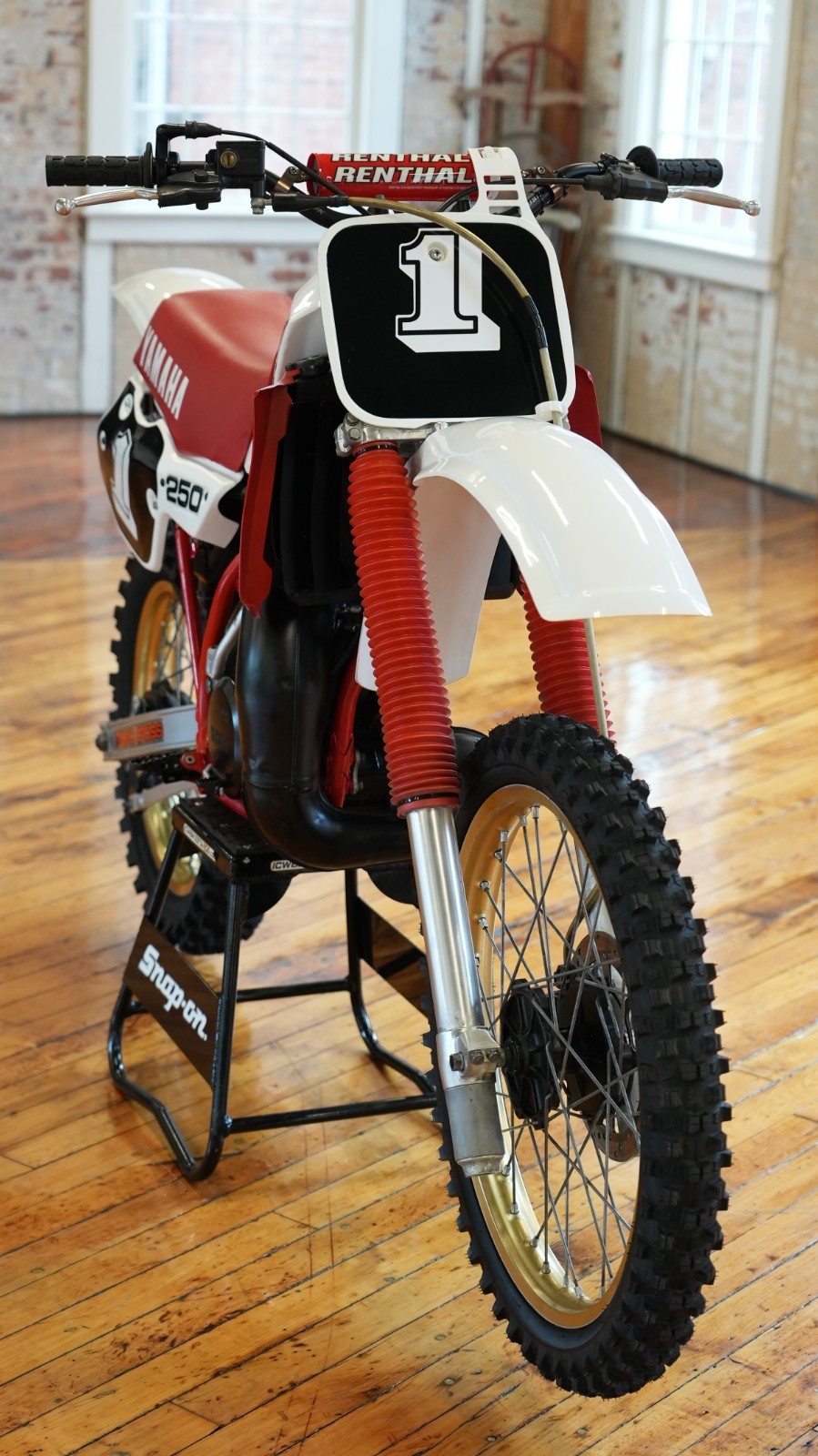 Yamaha-YZ-1985-14