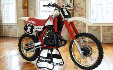 Yamaha-YZ-1985-4