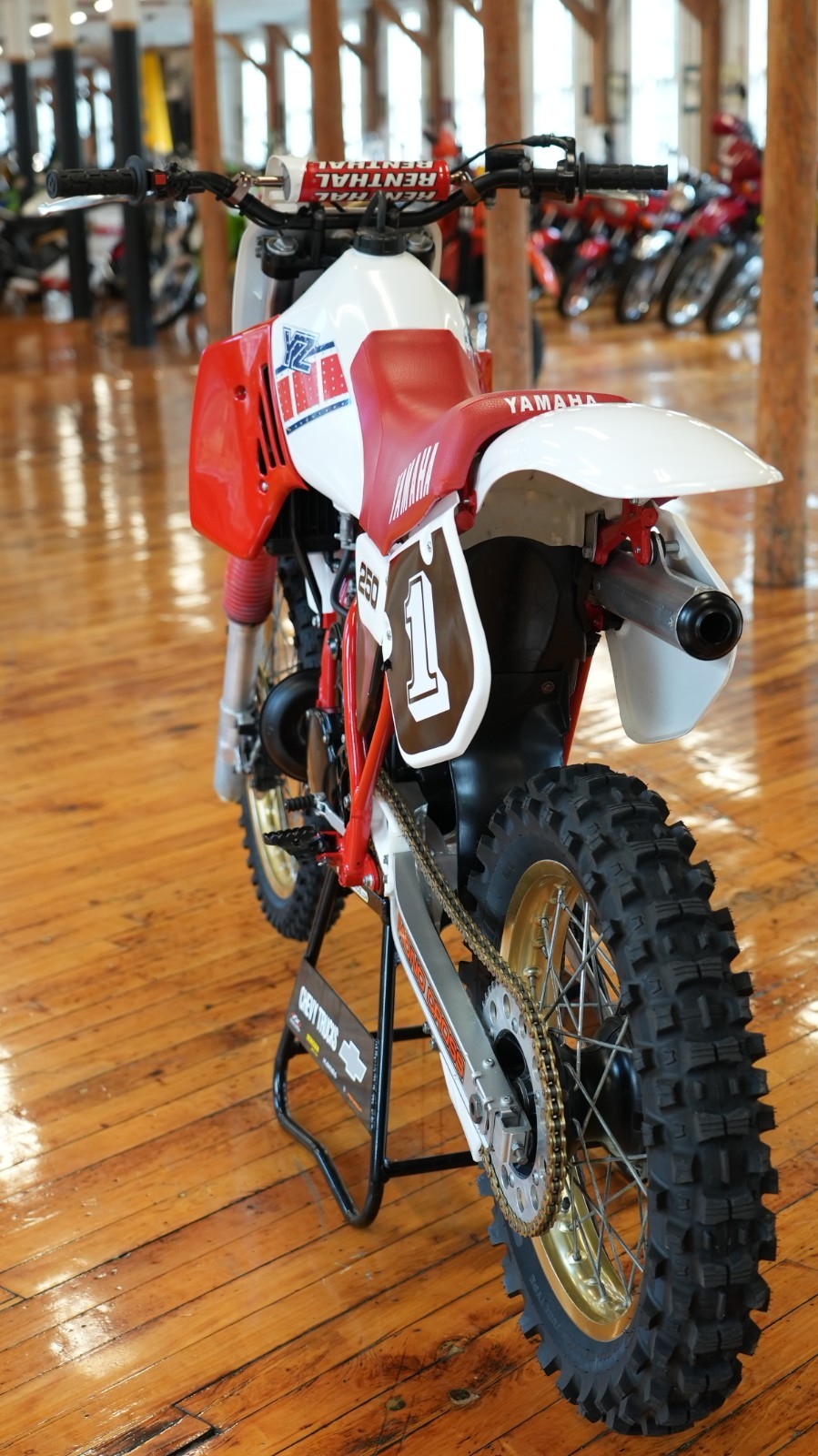 Yamaha-YZ-1985-8