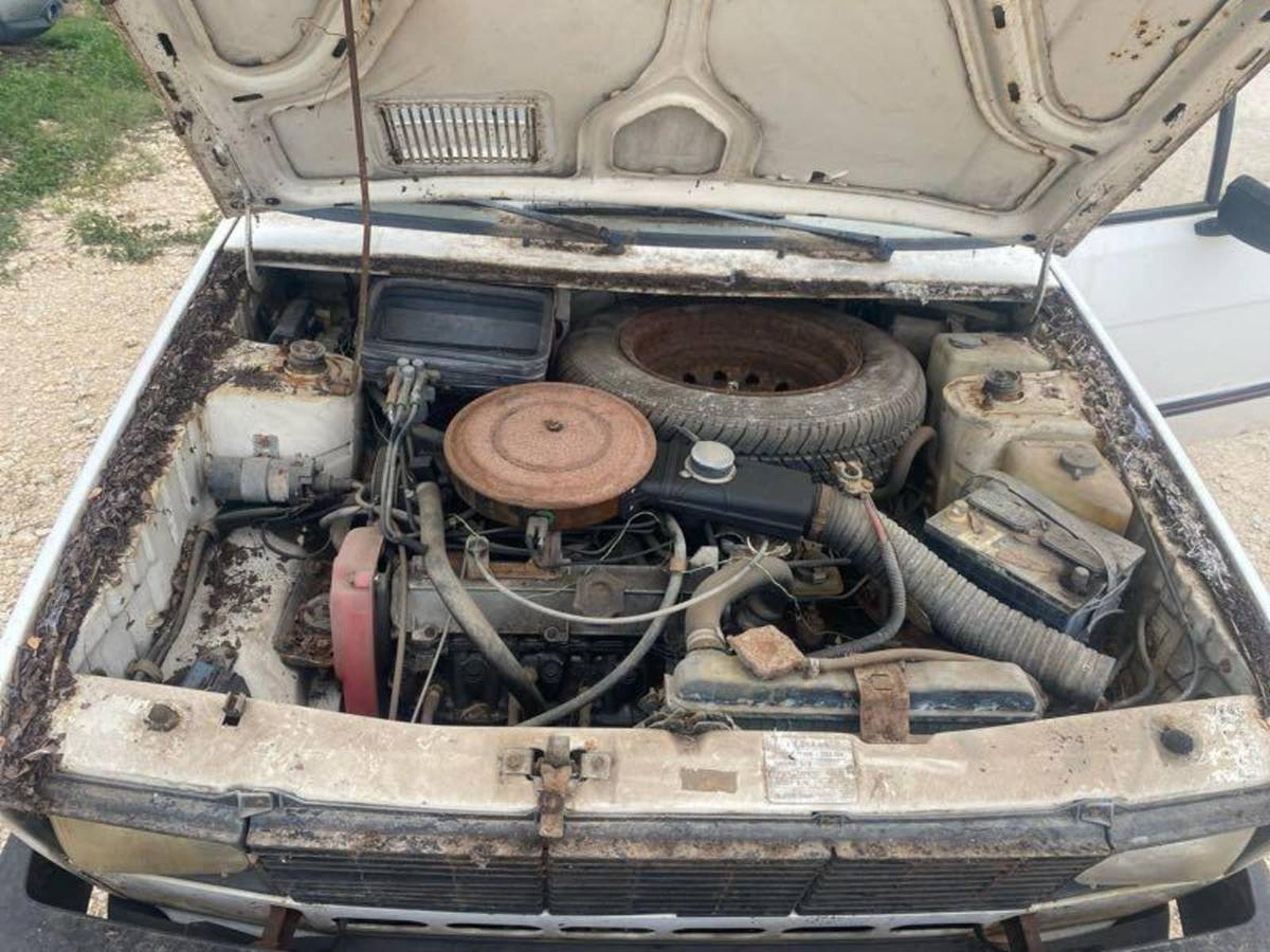 Yugo-102-gv-1989-13