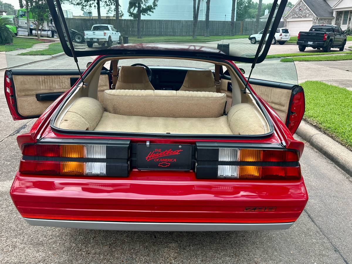 Z28-1982-red-1