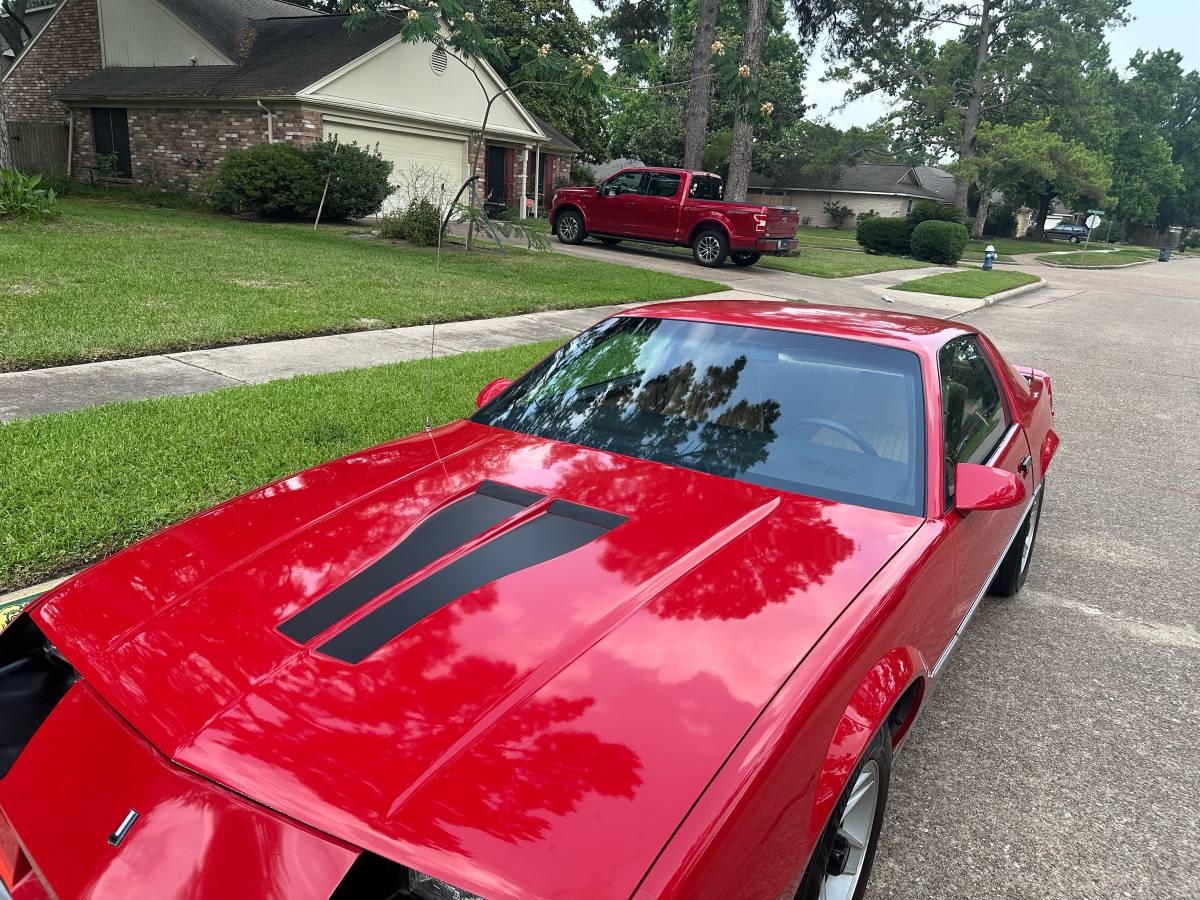 Z28-1982-red-17