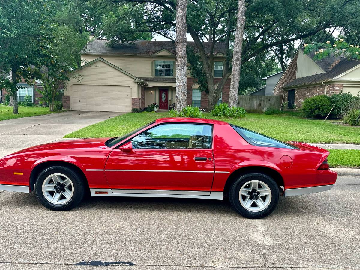 Z28-1982-red-20