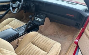 Z28-1982-red-3