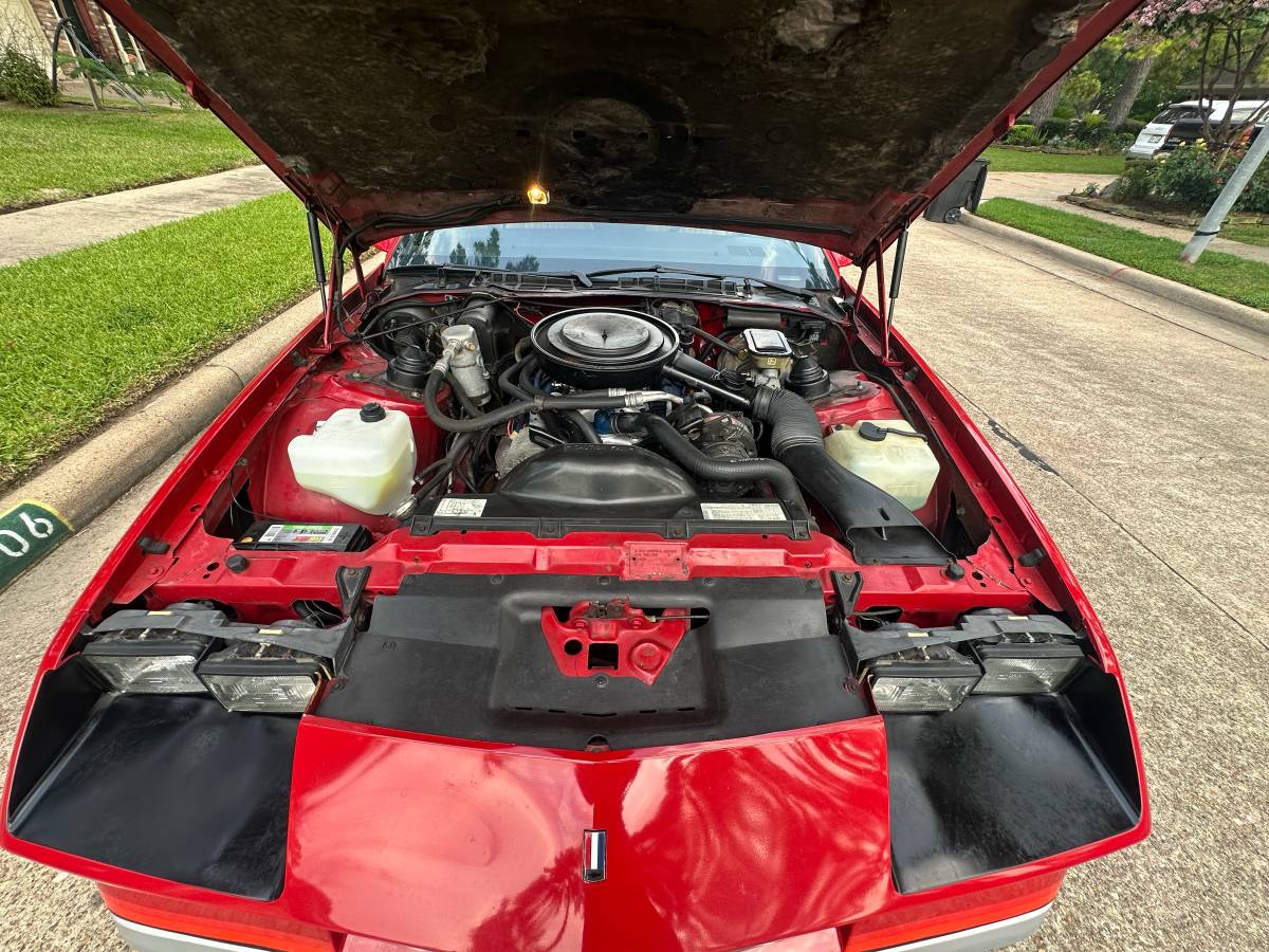 Z28-1982-red-5