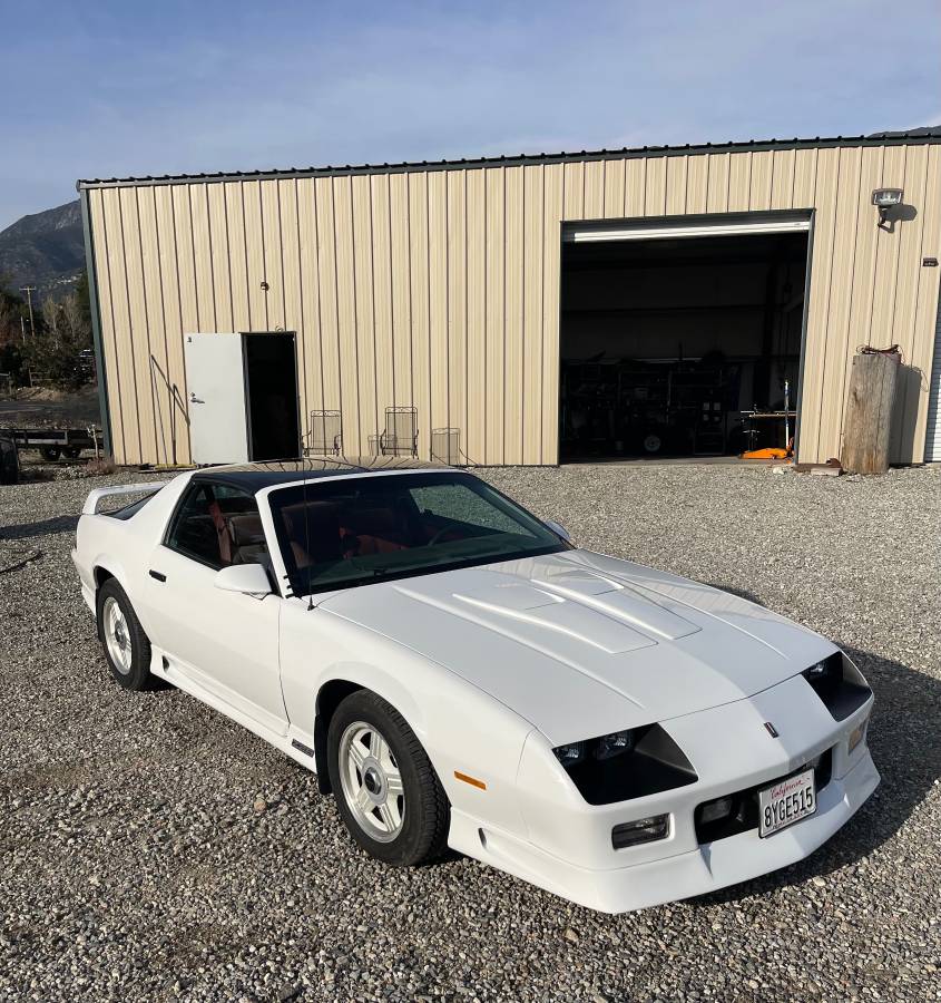 Z28-camaro-1991-white-1