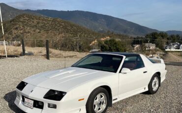 Z28-camaro-1991-white-3