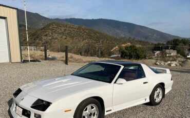 Z28-camaro-1991-white