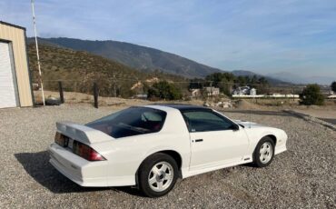 Z28-camaro-1991-white-5