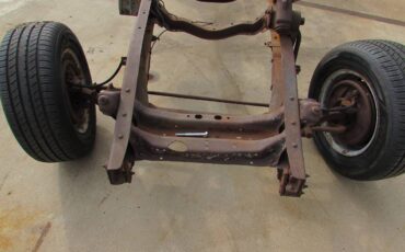 12-ton-truck-frame-1949-orange-4