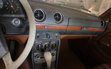 240d-diesel-1978-yellow-3