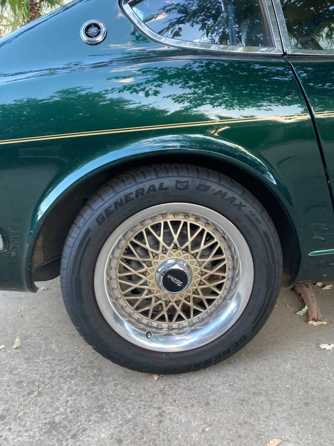 240z-1971-green-3