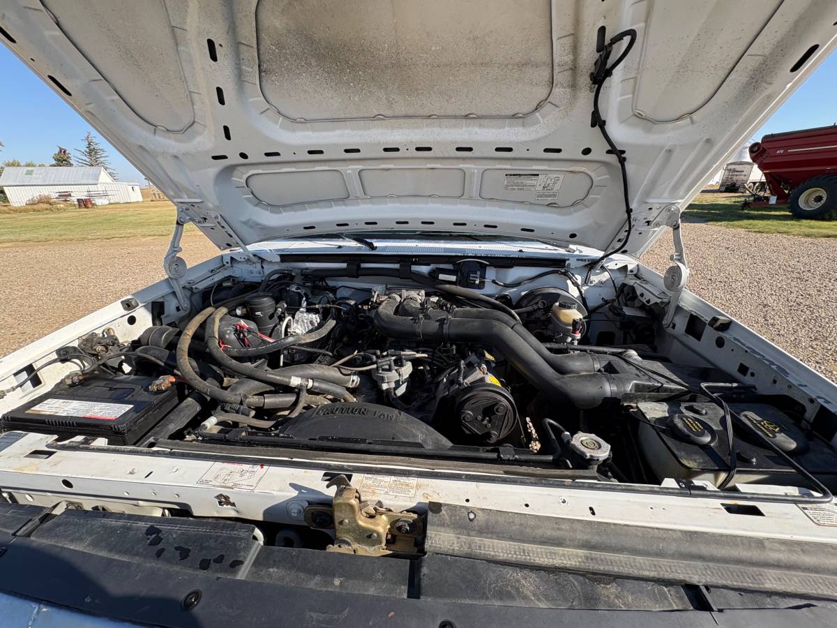 250-xlt-1995-white-9