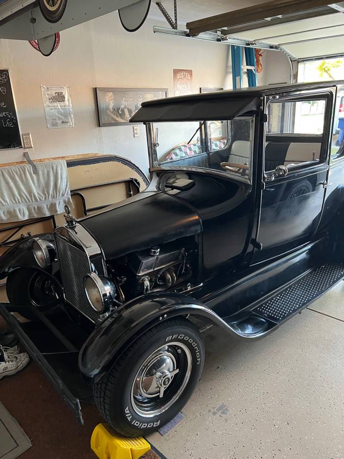 26-ford-model-t-1926-black-12