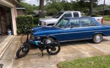 280-se-mercedes-1972-blue-1