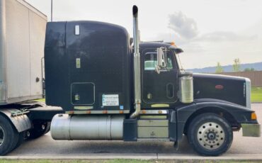 377-peterbilt-truck-amp-2018-vangaurd-trailer-di-1989-black-2
