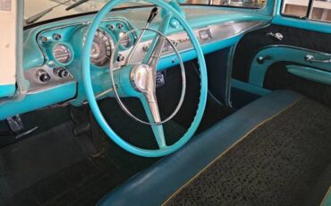 4-door-chevy-sedan-1957-13