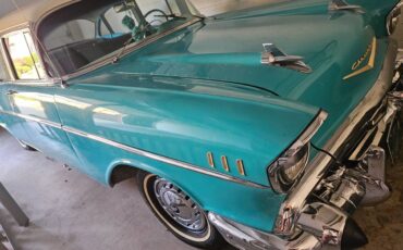 4-door-chevy-sedan-1957