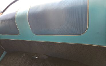 4-door-chevy-sedan-1957-9