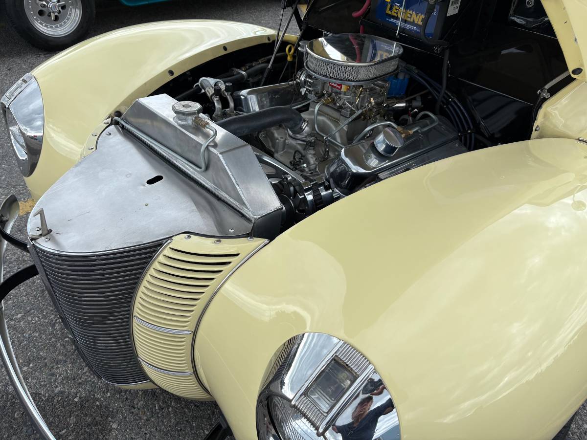 40-ford-1940-yellow-1
