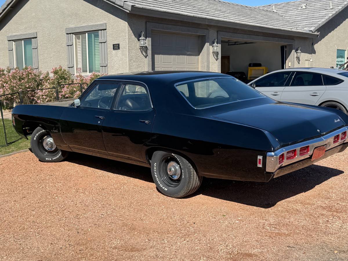4door-sedan-1969-black-4
