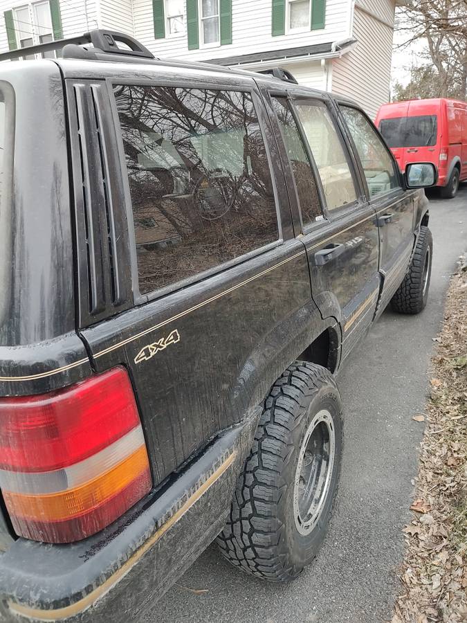 5.2-jeep-grand-cherokee-1995-black-1