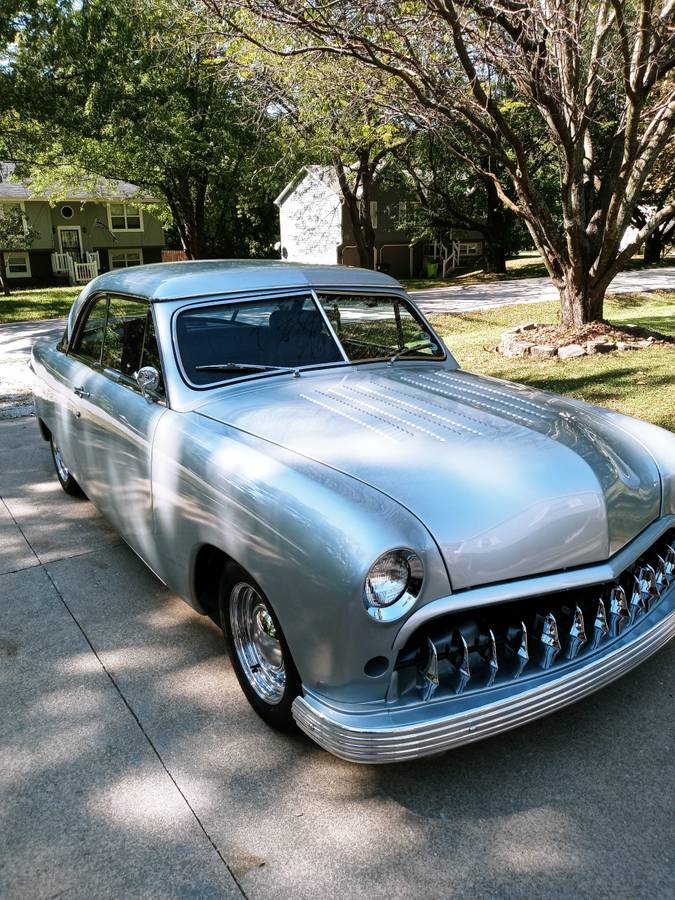 51-ford-1951-silver-3