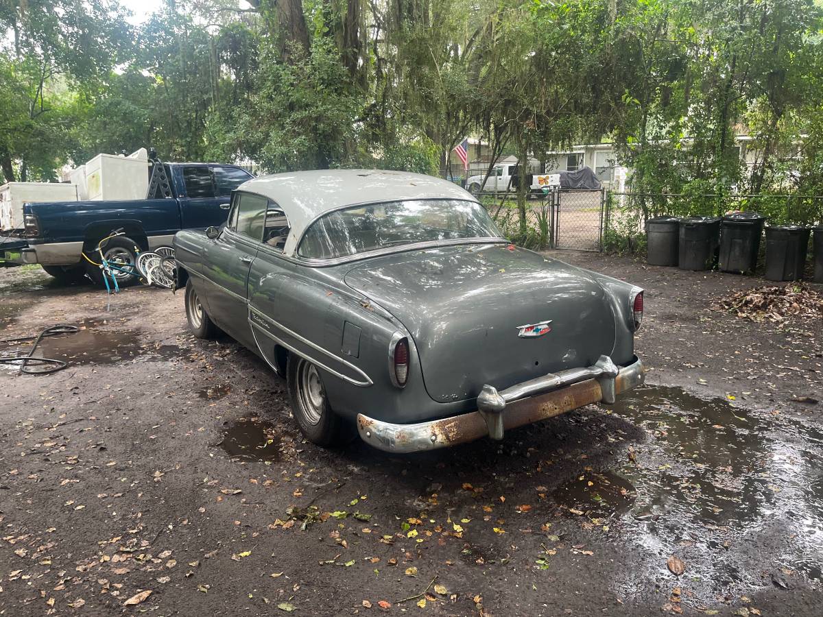 54-chevy-2-door-1954-green-4