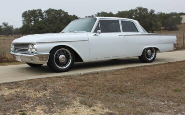61-ford-fairlane-1961-white-10