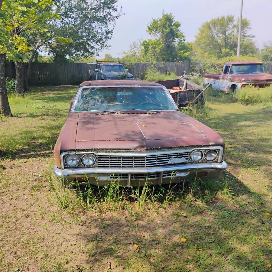 66-chevy-caprice-1966-green-1