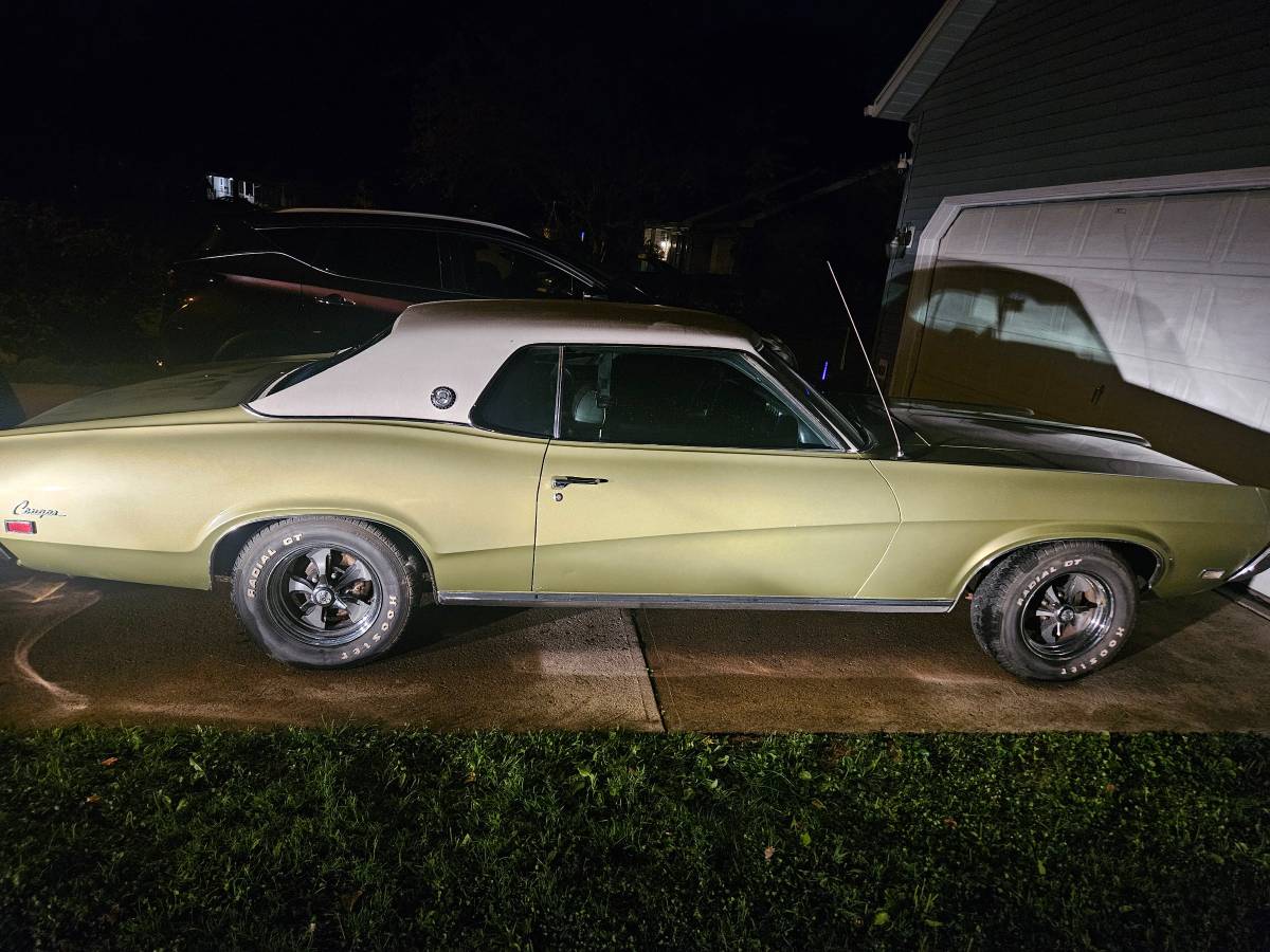 69-mercury-cougar-xr7-1969-green-10