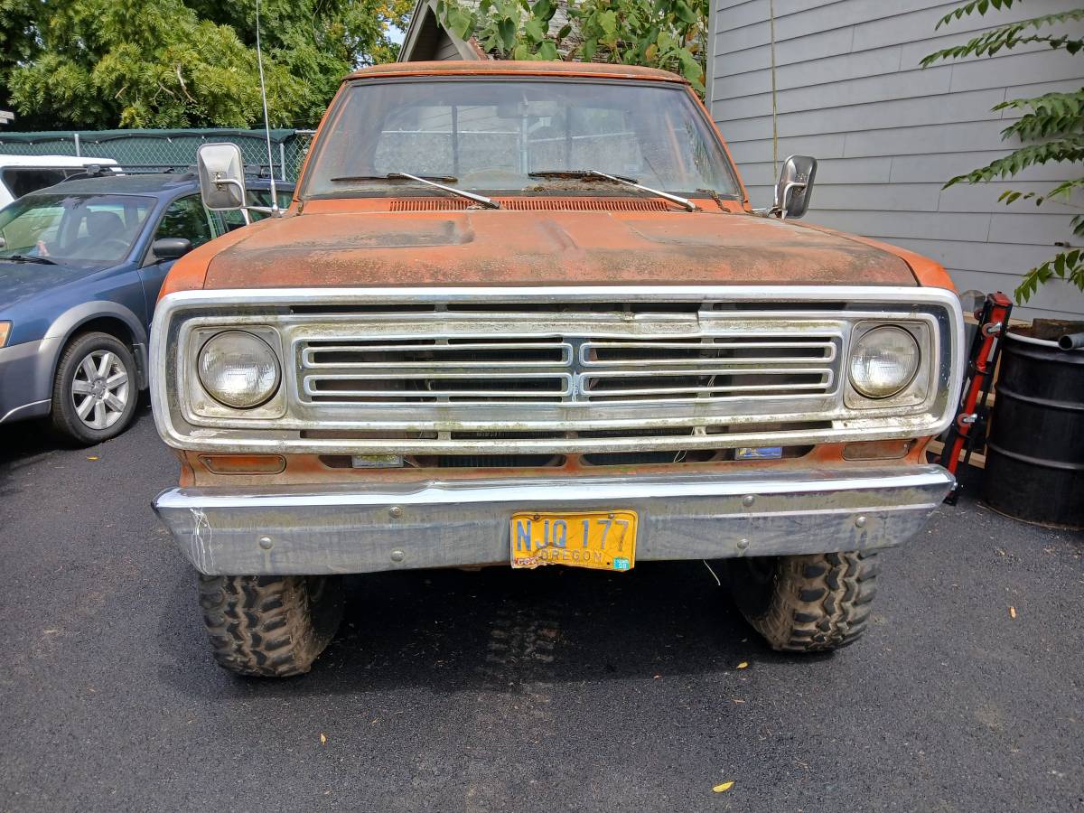 72-dodge-200-1972