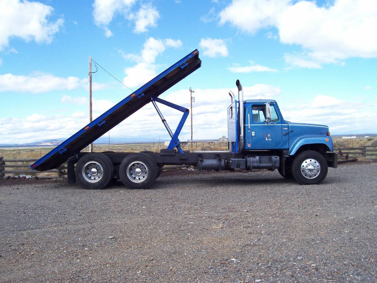 79-international-flat-bed-dump-diesel-1979-blue-1
