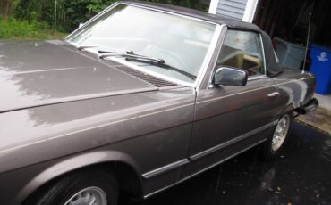 81-380sl-mercedes-1981-brown-2