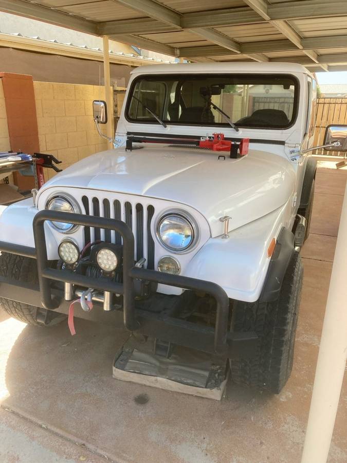 82-jeep-cj-7-1982-white-1