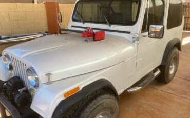 82-jeep-cj-7-1982-white