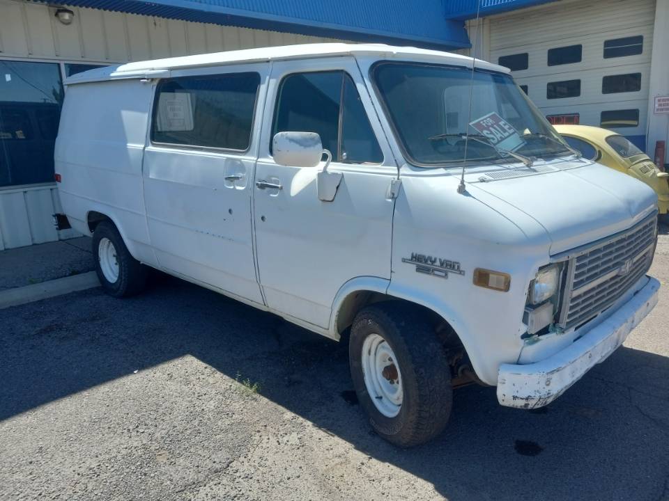 83-chevy-van-g-20-1983-white-1
