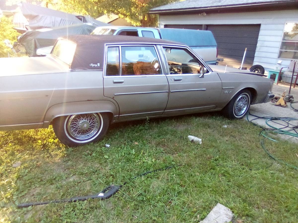 83-olds-regency-brougham-4dr-1983-2