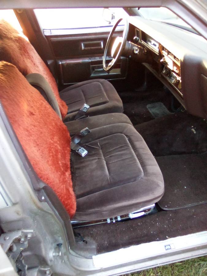 83-olds-regency-brougham-4dr-1983-4