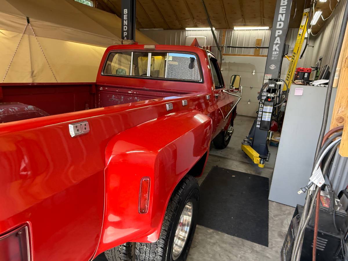 84-chevrolet-1984-red-2