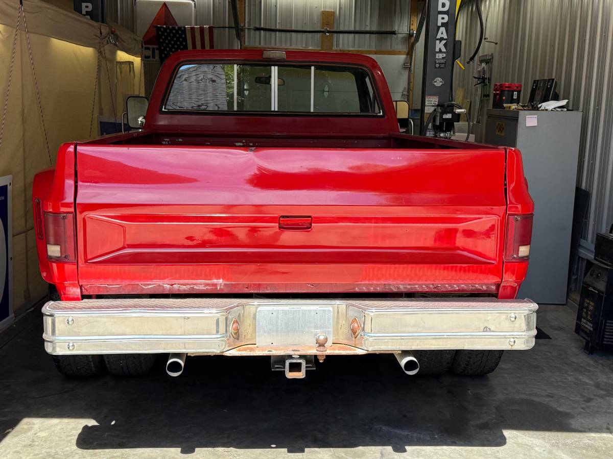 84-chevrolet-1984-red-3