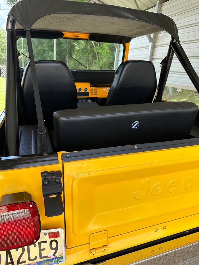 85-cj7-renegade-1985-yellow-11